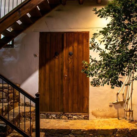 Villa Αρχοντικό Αλεξάνδρου Kakopetria Exterior foto